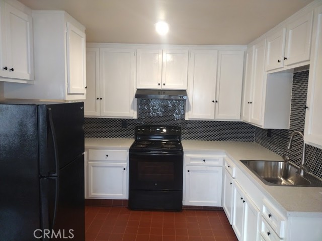 Detail Gallery Image 8 of 8 For 1040 Cedar Ave #8,  Long Beach,  CA 90813 - 2 Beds | 2 Baths