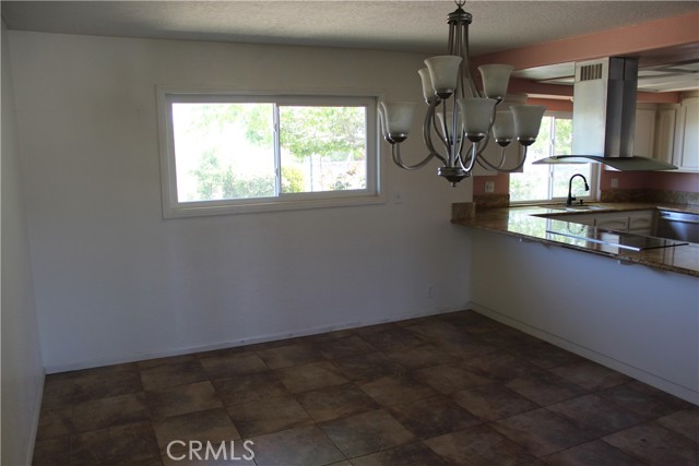 Detail Gallery Image 10 of 62 For 18076 Cajon St, Hesperia,  CA 92345 - 3 Beds | 2 Baths