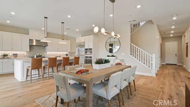 Detail Gallery Image 6 of 41 For 24408 Camino Oceano, Valencia,  CA 91354 - 4 Beds | 4 Baths