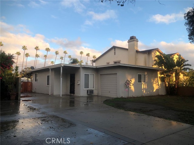 1034 N San Gabriel Ave, Azusa, CA 91702