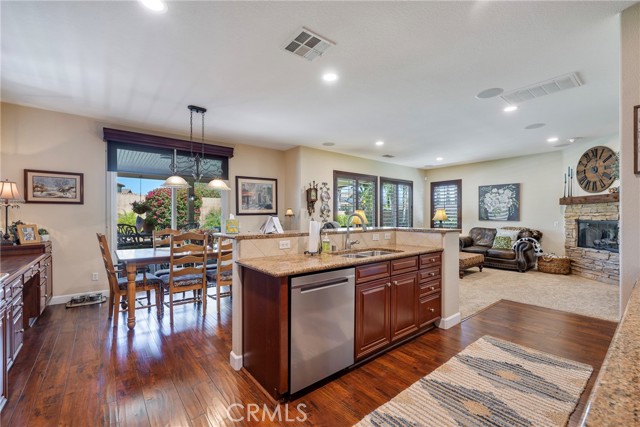 Detail Gallery Image 21 of 63 For 14286 Fairchild, Corona,  CA 92880 - 4 Beds | 2/1 Baths