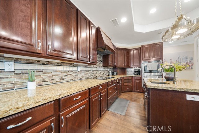26677 Avenida Del Oro, Temecula CA: https://media.crmls.org/medias/0c631091-c251-4db0-a738-ba3449a89581.jpg