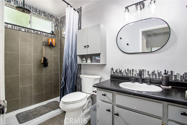 27831 Covington Way, Menifee CA: https://media.crmls.org/medias/0c635539-ed34-477d-94ce-ba1f2d7f0449.jpg