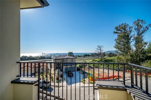 Detail Gallery Image 20 of 49 For 2736 Barcelona Street, Pismo Beach,  CA 93449 - 3 Beds | 3 Baths