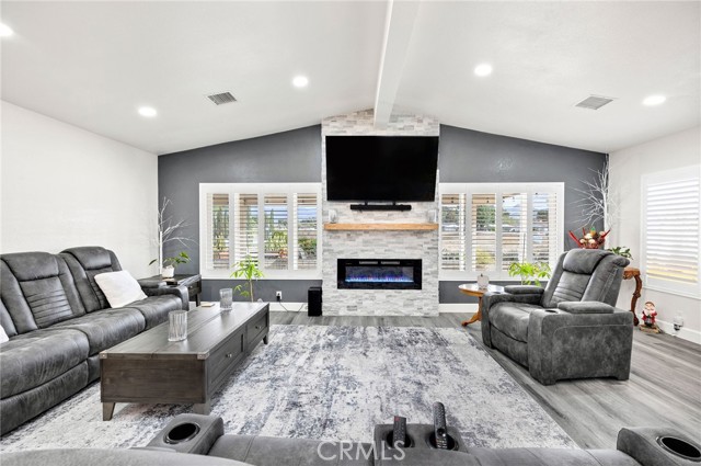 Detail Gallery Image 11 of 52 For 1612 Brentwood, Hemet,  CA 92545 - 3 Beds | 2 Baths