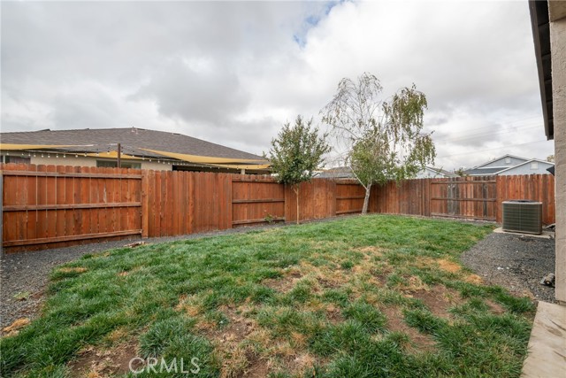 Detail Gallery Image 18 of 19 For 2893 Beachcomber, Chico,  CA 95973 - 3 Beds | 2 Baths