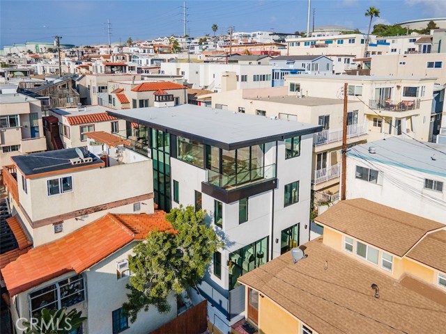 200 40th Street, Manhattan Beach, California 90266, 4 Bedrooms Bedrooms, ,4 BathroomsBathrooms,Residential,Sold,40th,SB22010624