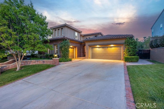 26052 Shadow Rock Lane, Valencia CA: https://media.crmls.org/medias/0c657f99-369d-4cc8-9170-2394aab529ef.jpg
