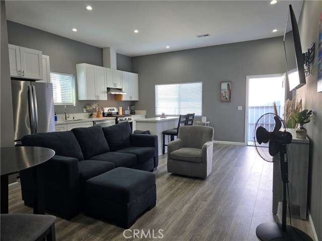 Detail Gallery Image 14 of 17 For 3175 K St, San Diego,  CA 92102 - 2 Beds | 1 Baths