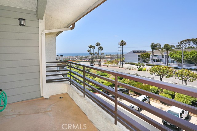 Detail Gallery Image 1 of 1 For 220 Nice Ln #313,  Newport Beach,  CA 92663 - 2 Beds | 1 Baths