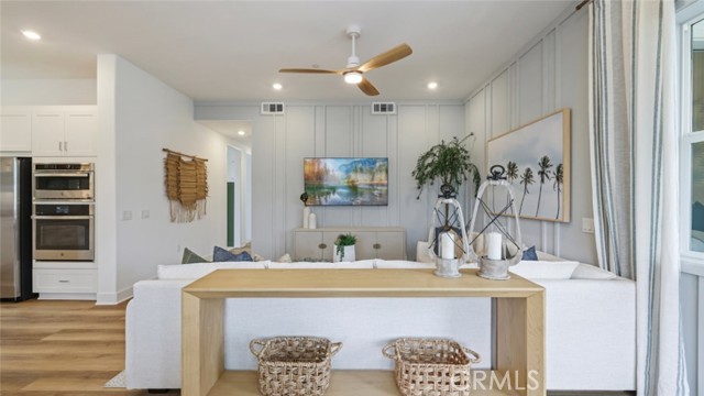 Detail Gallery Image 6 of 28 For 183 Proctor, Irvine,  CA 92618 - 3 Beds | 2 Baths