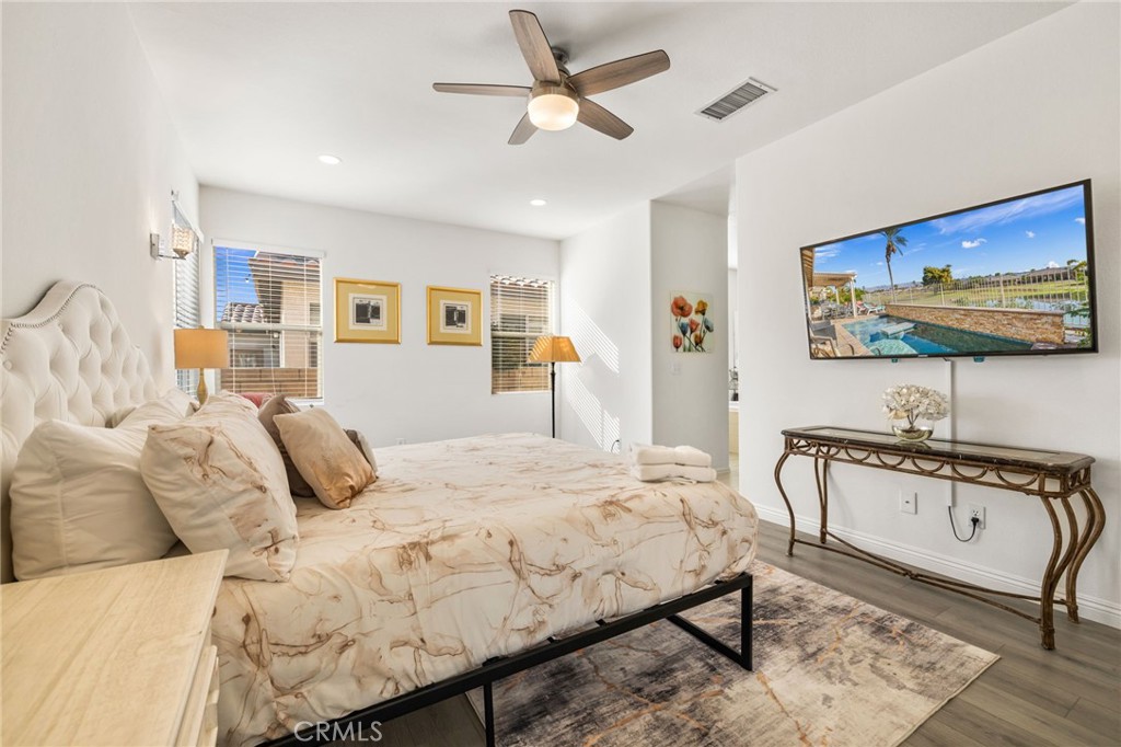 MLS #OC25249506 image #25