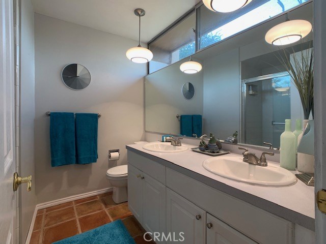 Image 21 for 729  E Louise DR