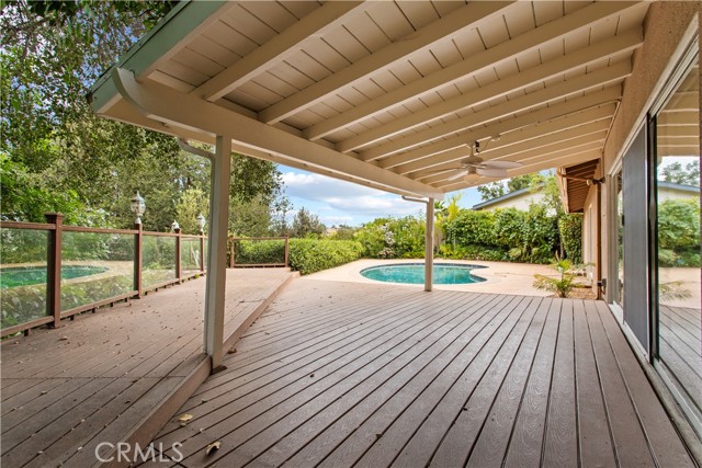 4616 COYLE, Woodland Hills CA: https://media.crmls.org/medias/0c68ee75-d262-4475-93d4-a21dd643b5a7.jpg