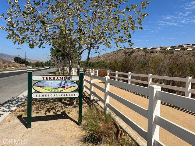 Detail Gallery Image 34 of 34 For 24848 Rockston, Corona,  CA 92883 - 4 Beds | 3 Baths