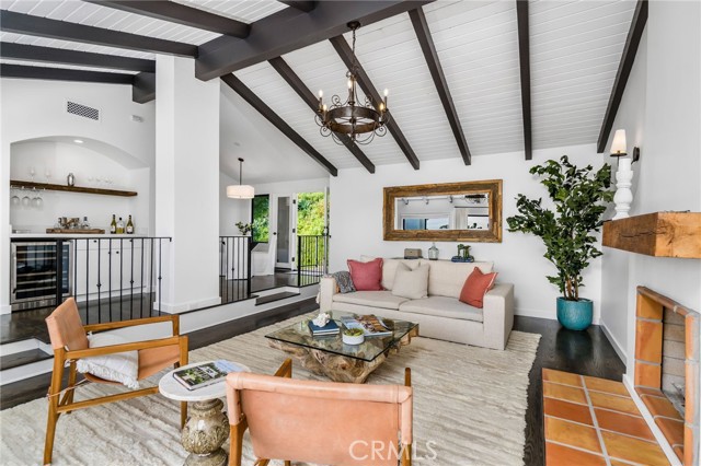 24743 Vantage Point Terrace, Malibu CA: https://media.crmls.org/medias/0c692784-d8f8-424b-8983-ecb68423cae1.jpg