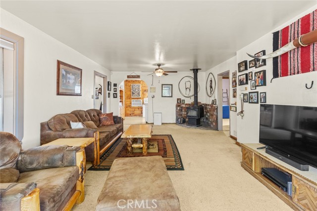 6197 County Road 4, Orland CA: https://media.crmls.org/medias/0c69a88a-0742-4d51-83d9-ba8f37527aa4.jpg
