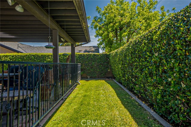 751 Santa Fe Court, San Dimas CA: https://media.crmls.org/medias/0c6a26fc-0685-430a-a122-5f15f32ef96b.jpg