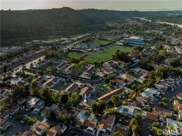 30788 Calle Chueca, San Juan Capistrano CA: https://media.crmls.org/medias/0c6a3f9e-374b-4d9e-9325-7f46ff30f824.jpg