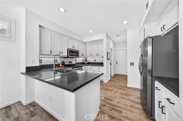 Detail Gallery Image 12 of 32 For 35899 Gatineau, Murrieta,  CA 92563 - 4 Beds | 2/1 Baths