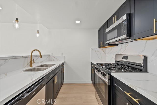 Detail Gallery Image 25 of 45 For 11010 Borden, Pacoima,  CA 91331 - 3 Beds | 2 Baths