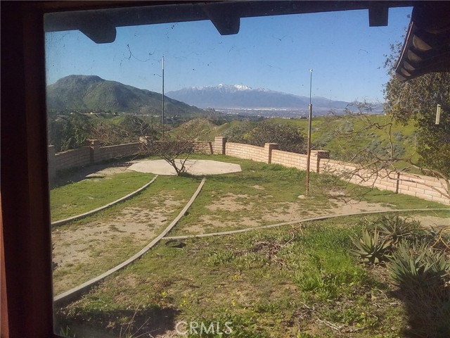 Detail Gallery Image 10 of 20 For 7840 Reche Canyon Rd, Colton,  CA 92324 - 6 Beds | 4 Baths