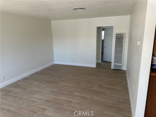 839 E Avenue P12, Palmdale CA: https://media.crmls.org/medias/0c6bb19e-574d-42c5-86f2-9fe83cf03fef.jpg