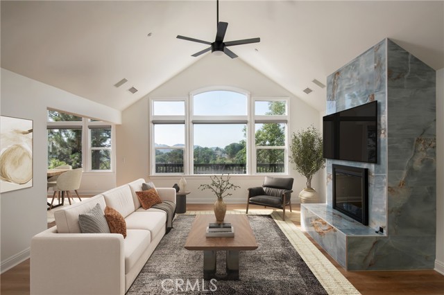 Detail Gallery Image 2 of 25 For 1477 Sequoia Dr, Lake Arrowhead,  CA 92352 - 4 Beds | 2/1 Baths