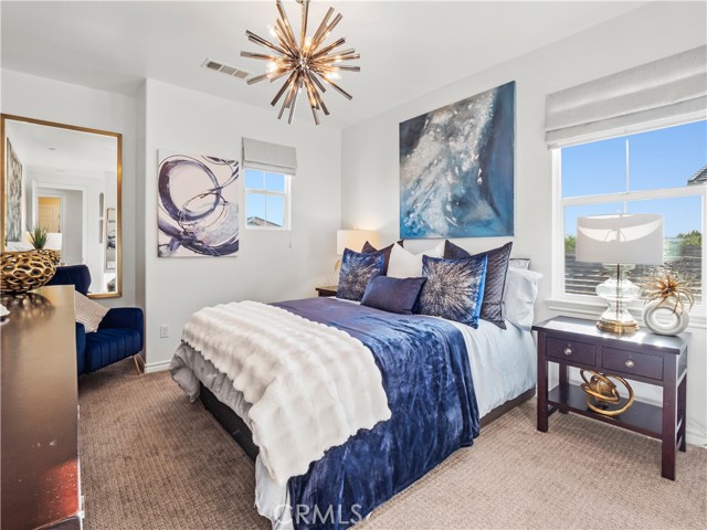 Detail Gallery Image 47 of 65 For 22385 Midtown Ct, Saugus,  CA 91350 - 5 Beds | 4/1 Baths