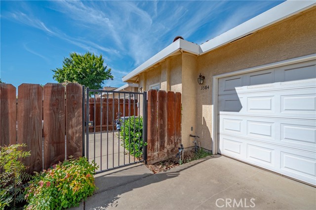 Detail Gallery Image 2 of 46 For 3584 Gateway Pl, Merced,  CA 95340 - 3 Beds | 2 Baths