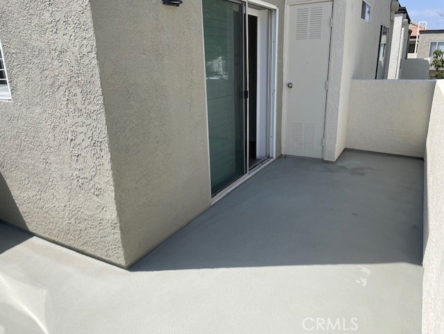 https://media.crmls.org/medias/0c6cba25-e975-4631-ae3b-df441642cc33.jpg?preset=X-Large
