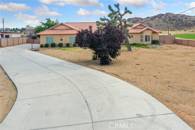 Detail Gallery Image 12 of 37 For 20791 Us Highway 18, Apple Valley,  CA 92307 - 3 Beds | 2 Baths