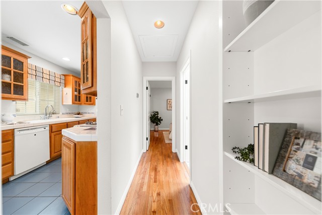 Detail Gallery Image 19 of 50 For 1518 Ocean Ave, Seal Beach,  CA 90740 - 3 Beds | 2 Baths