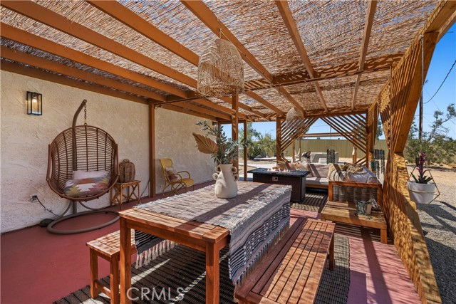 Detail Gallery Image 5 of 57 For 63608 Jadeite St, Joshua Tree,  CA 92252 - 2 Beds | 1 Baths
