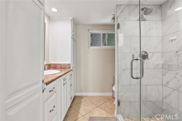 Detail Gallery Image 28 of 31 For 8482 Deepview Dr, Huntington Beach,  CA 92646 - 4 Beds | 3 Baths