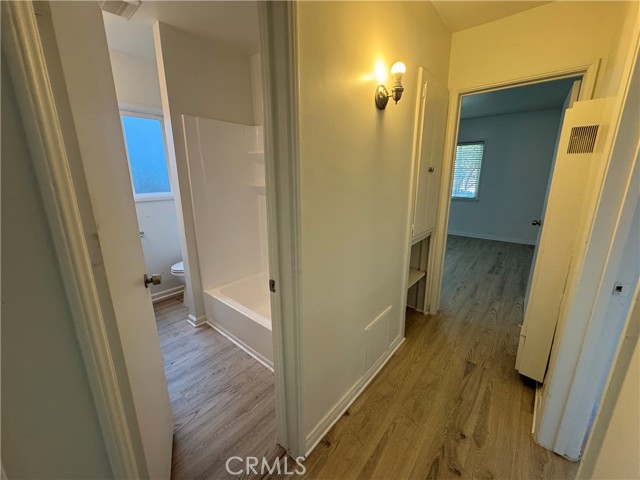 Detail Gallery Image 27 of 39 For 2916 Halldale, Los Angeles,  CA 90018 - 3 Beds | 2 Baths