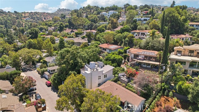 Detail Gallery Image 70 of 75 For 13424 Contour Dr, Sherman Oaks,  CA 91423 - 3 Beds | 4 Baths