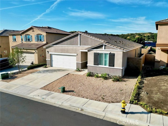 Detail Gallery Image 2 of 59 For 3829 W Bodega, San Bernardino,  CA 92407 - 3 Beds | 2 Baths