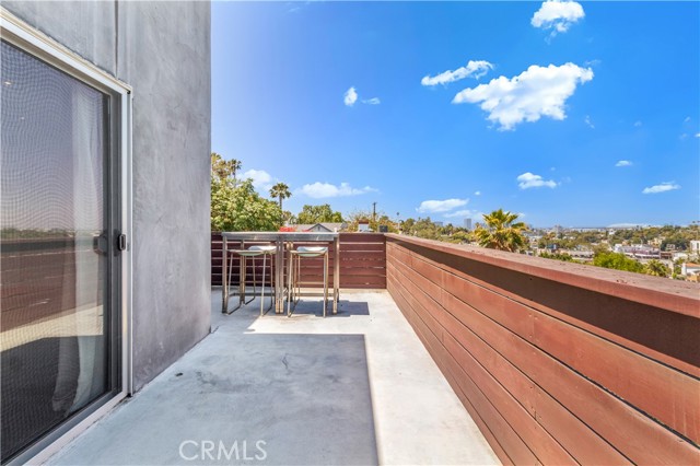 1419 Angelus Avenue, Los Angeles CA: https://media.crmls.org/medias/0c7134f6-541d-490f-990d-69ac3663f9f7.jpg