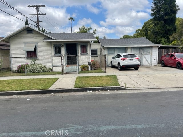 6061 Raymond Ave, Los Angeles, CA 90044