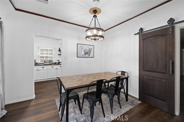 Detail Gallery Image 9 of 26 For 8319 S Van Ness, Inglewood,  CA 90305 - 3 Beds | 2 Baths