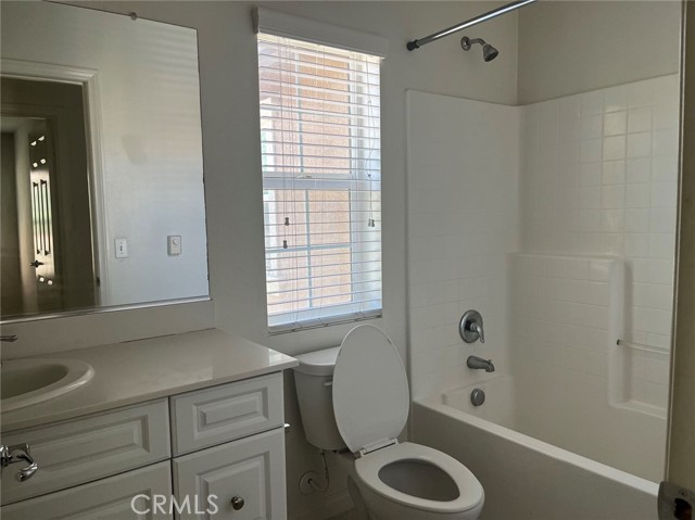 Detail Gallery Image 15 of 20 For 13084 Irisbend Ave, Corona,  CA 92880 - 3 Beds | 2/1 Baths
