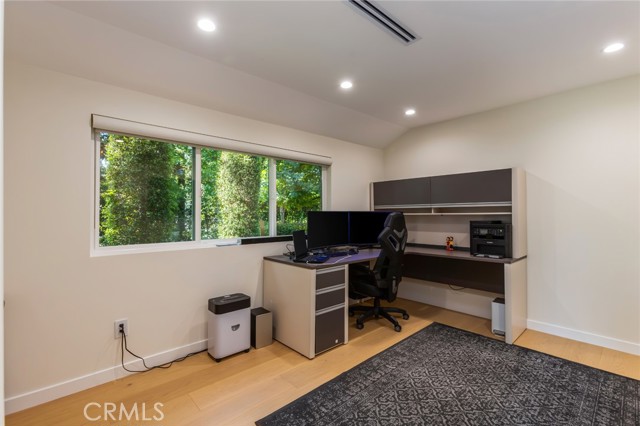 6512 Firmament photo 21
