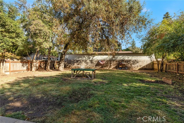 Detail Gallery Image 2 of 16 For 910 Oak Lawn Ave, Chico,  CA 95926 - 4 Beds | 2 Baths