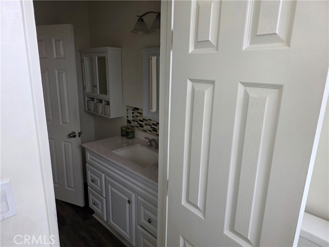 706 East Harvard Street, 5 photo 22