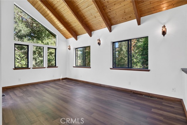 279 S Cumberland, Lake Arrowhead, CA 92352