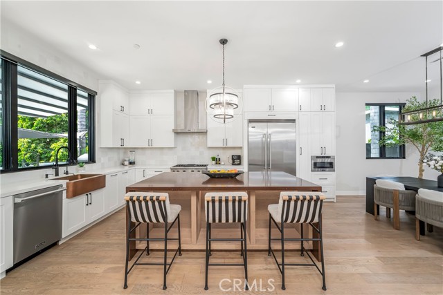 4706 Katherine Avenue, Sherman Oaks CA: https://media.crmls.org/medias/0c743b6a-f95c-430f-b536-abf46741bfea.jpg