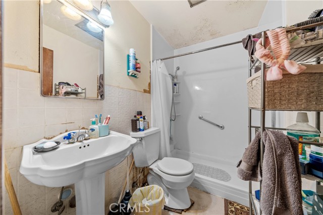 Detail Gallery Image 29 of 38 For 93 E Oxford St, Chula Vista,  CA 91911 - 5 Beds | 2 Baths