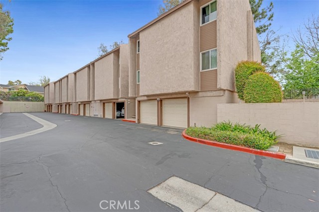 Front Image Thumbnail for CRMB26106022