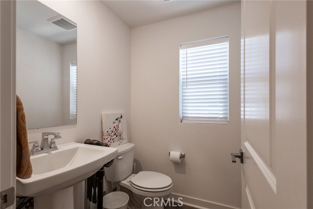 Detail Gallery Image 6 of 20 For 2640 Sprout #104,  Corona,  CA 92883 - 3 Beds | 2/1 Baths